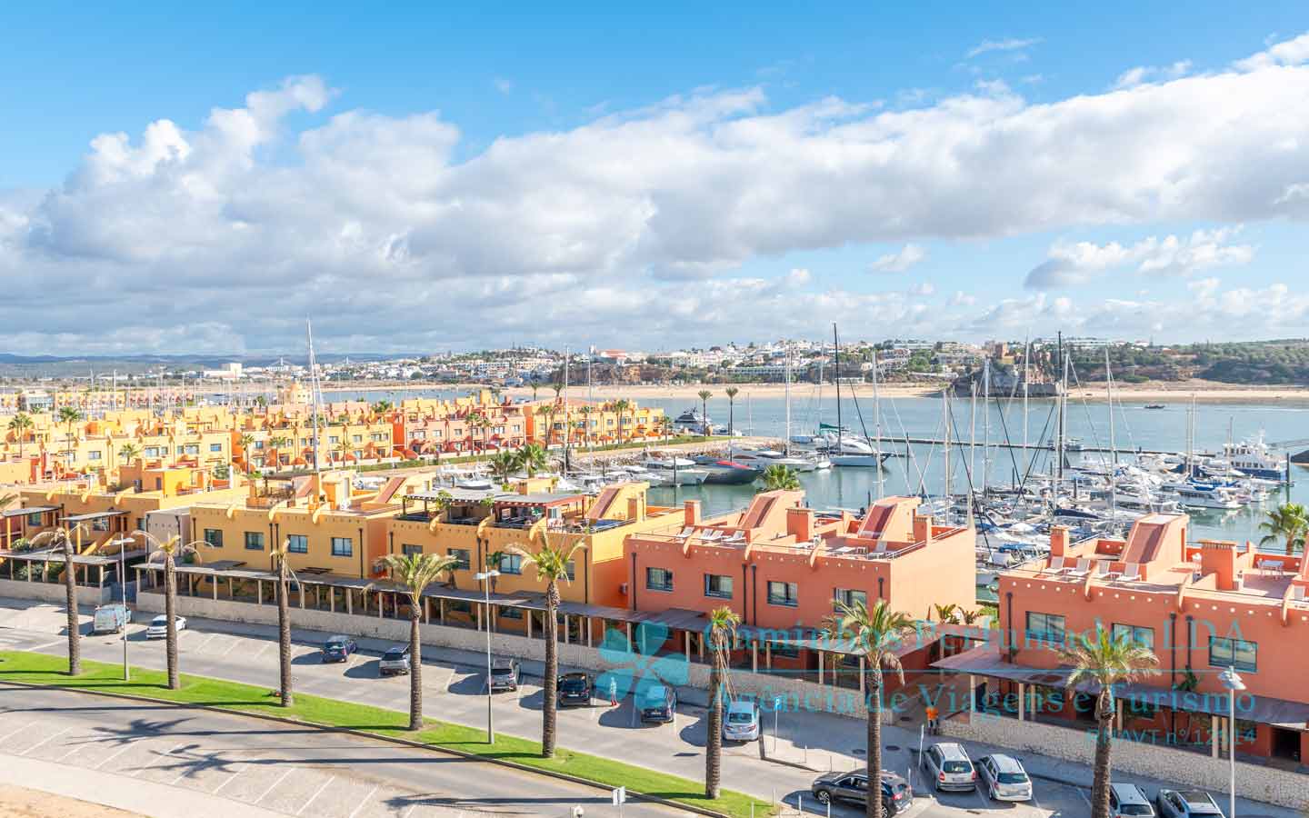 Marina de Portimão - Transfer Caminhos Perfumados